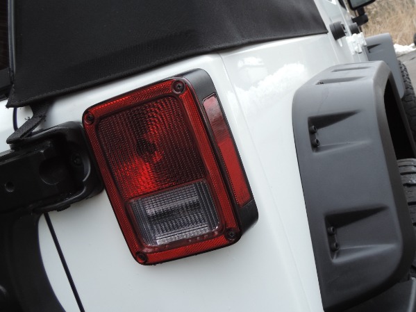 Used-2015-Jeep-Wrangler-Unlimited-Rubicon