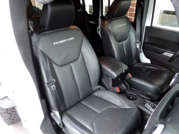 Used-2015-Jeep-Wrangler-Unlimited-Rubicon