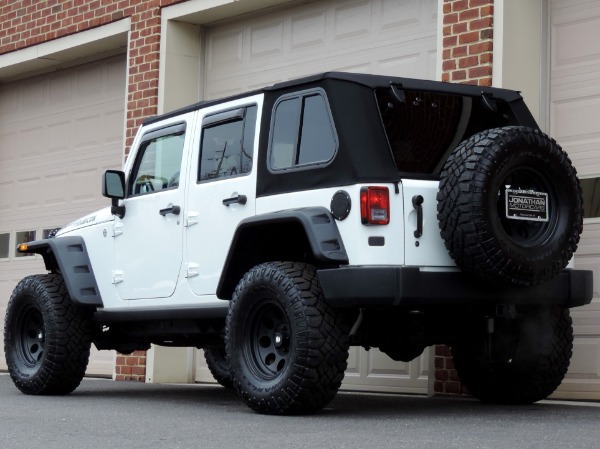 Used-2015-Jeep-Wrangler-Unlimited-Rubicon