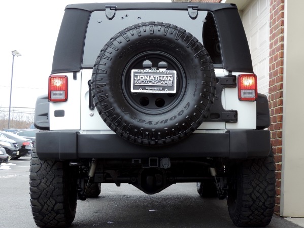 Used-2015-Jeep-Wrangler-Unlimited-Rubicon
