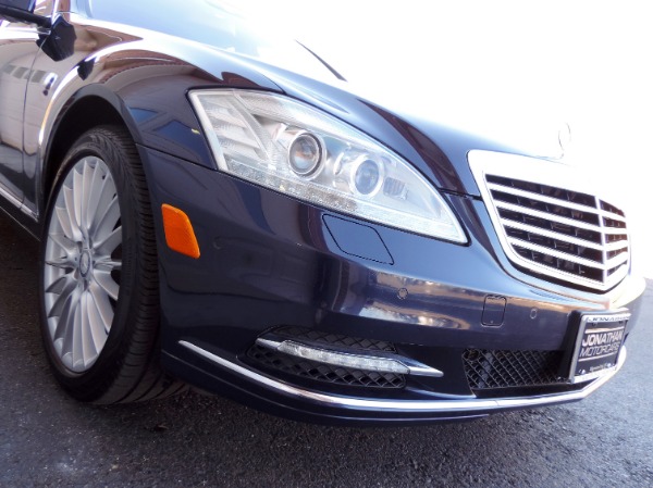 Used-2010-Mercedes-Benz-S-Class-S-550-4MATIC