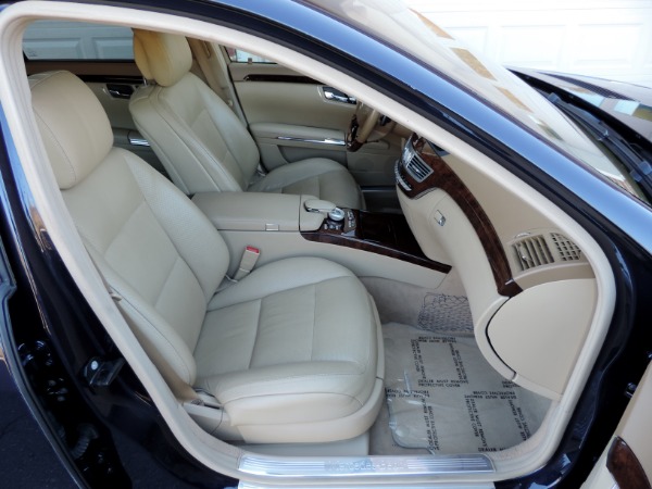 Used-2010-Mercedes-Benz-S-Class-S-550-4MATIC