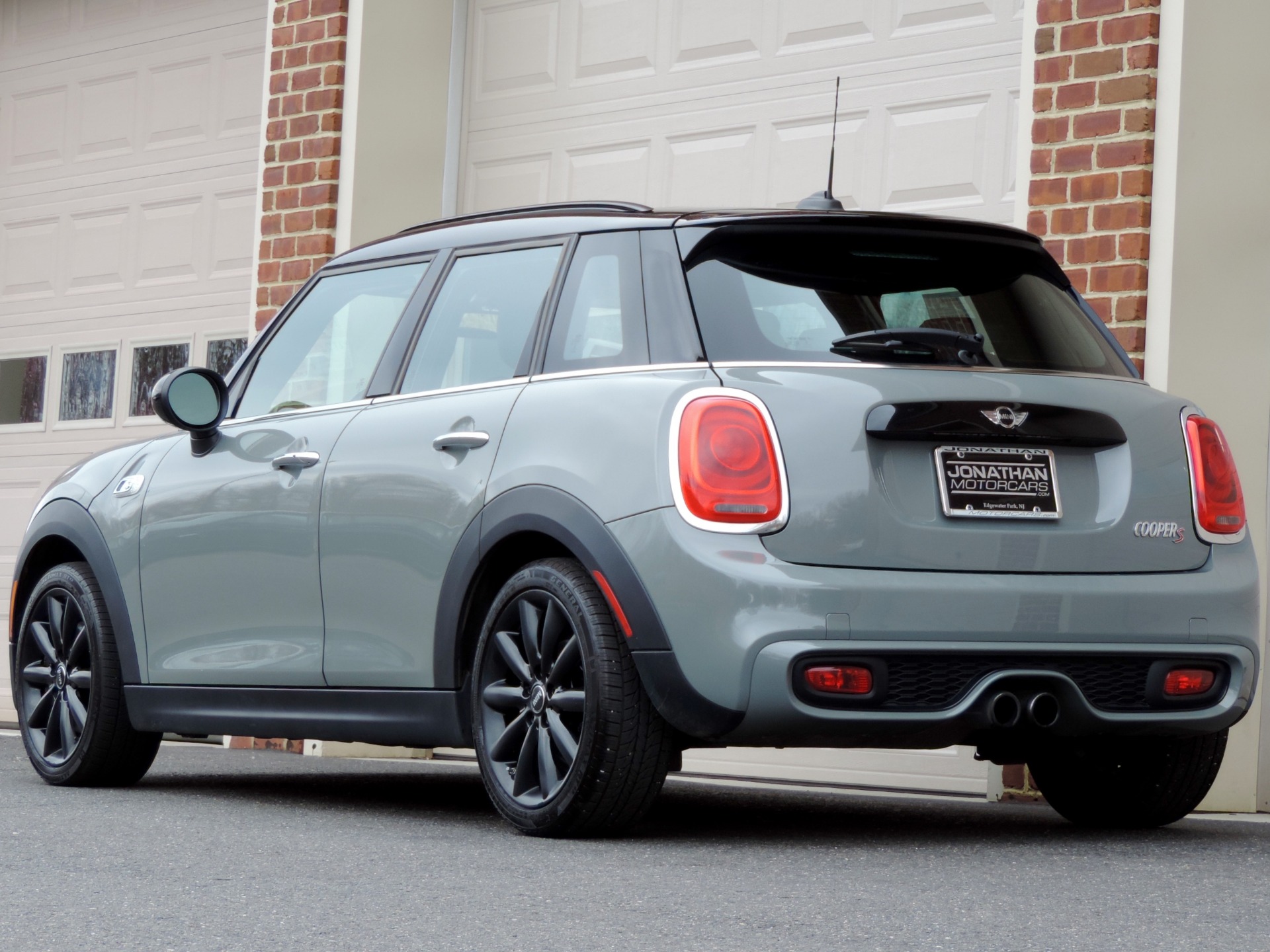 2015 MINI Hardtop 4 Door Cooper S Stock 892489 for sale near Edgewater Park, NJ NJ MINI Dealer