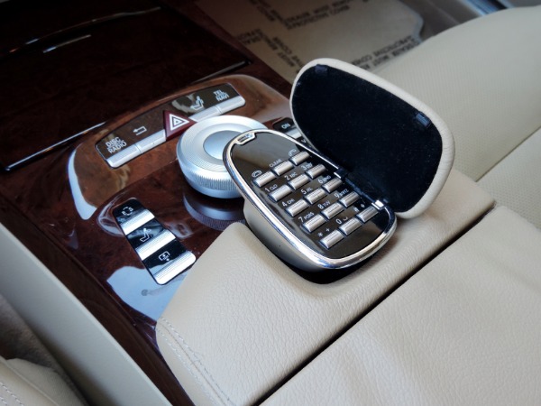Used-2011-Mercedes-Benz-S-Class-S-550-4MATIC