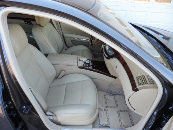 Used-2011-Mercedes-Benz-S-Class-S-550-4MATIC