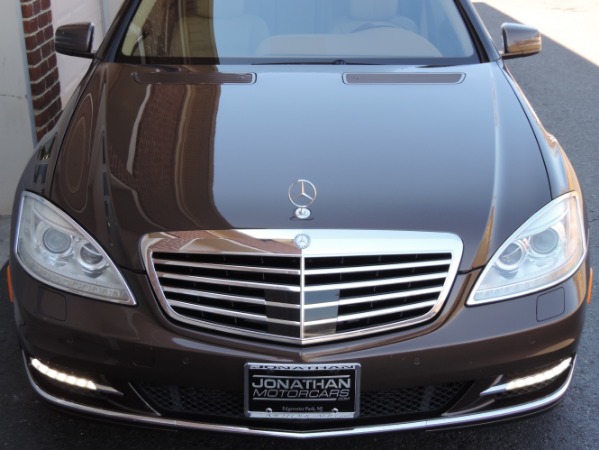 Used-2011-Mercedes-Benz-S-Class-S-550-4MATIC