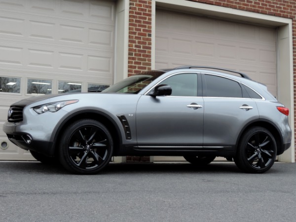 Used-2015-INFINITI-QX70-S-37-Sport