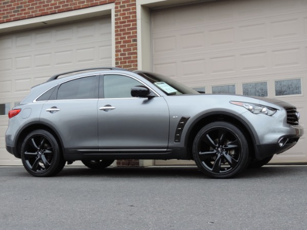 Used-2015-INFINITI-QX70-S-37-Sport