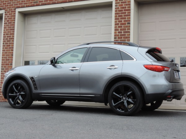 Used-2015-INFINITI-QX70-S-37-Sport