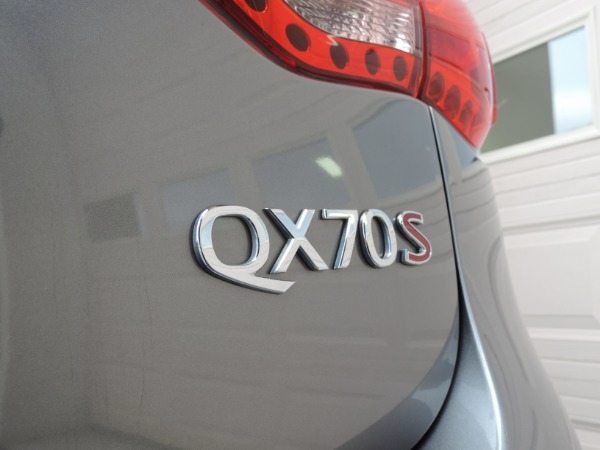 Used-2015-INFINITI-QX70-S-37-Sport