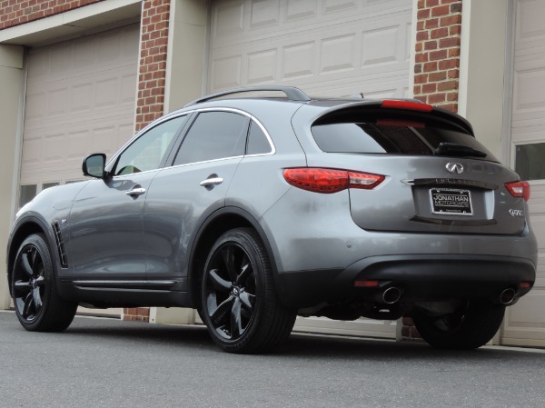 Used-2015-INFINITI-QX70-S-37-Sport