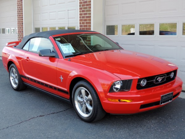 Used-2006-Ford-Mustang-V6-Premium-Convertible