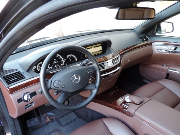 Used-2010-Mercedes-Benz-S-Class-S-550-4MATIC