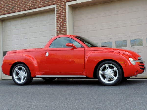 Used-2004-Chevrolet-SSR-LS