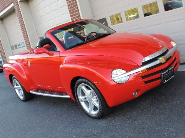 Used-2004-Chevrolet-SSR-LS