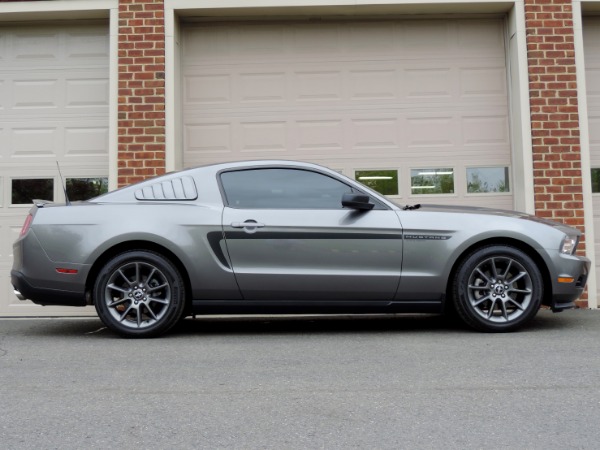 Used-2012-Ford-Mustang-V6-Premium