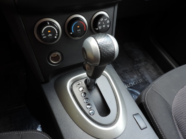 Used-2012-Nissan-Rogue-AWD-SV-w/SL-Package
