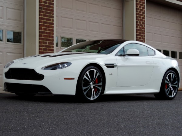 Used-2015-Aston-Martin-V12-Vantage-S