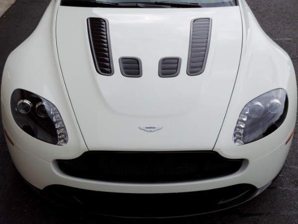 Used-2015-Aston-Martin-V12-Vantage-S