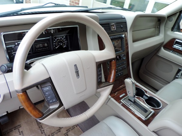 Used-2013-Lincoln-Navigator