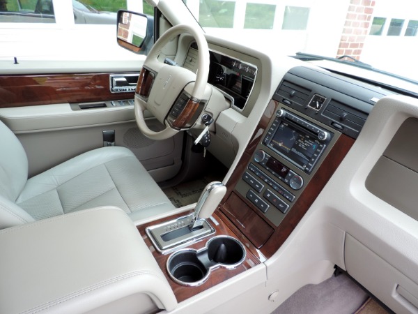 Used-2013-Lincoln-Navigator