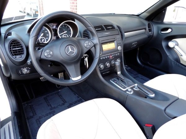 Used-2009-Mercedes-Benz-SLK-SLK-350