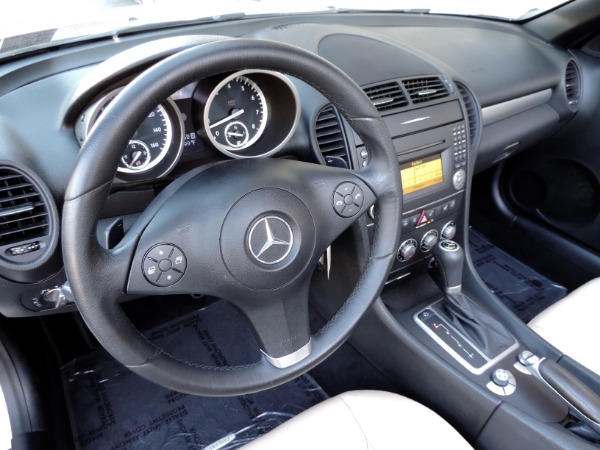 Used-2009-Mercedes-Benz-SLK-SLK-350