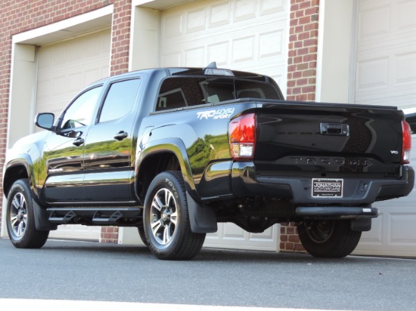 Used-2018-Toyota-Tacoma-TRD-Sport