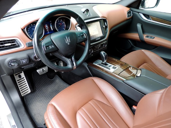 Used-2014-Maserati-Ghibli-S-Q4