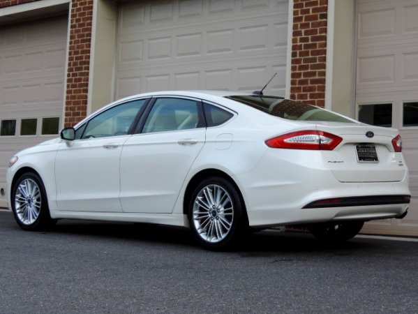 Used-2016-Ford-Fusion-SE