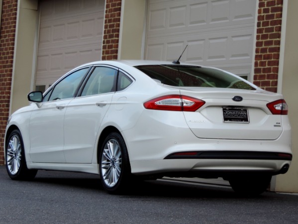 Used-2016-Ford-Fusion-SE