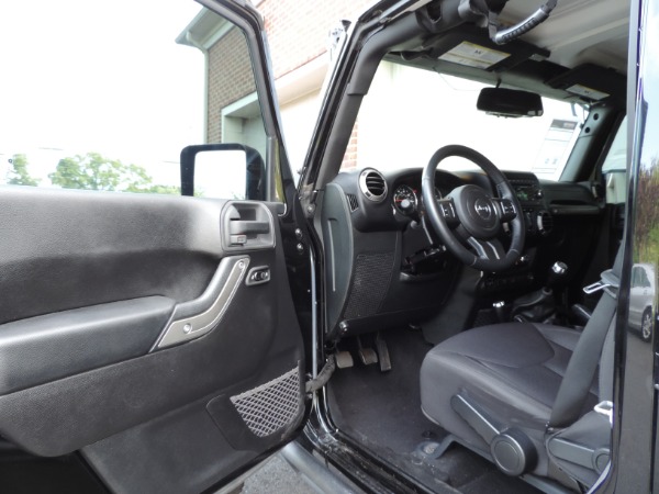 Used-2015-Jeep-Wrangler-Unlimited-Freedom-Edition