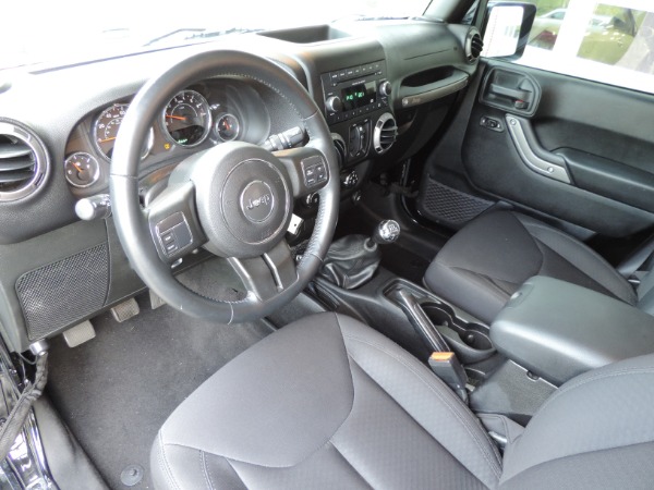 Used-2015-Jeep-Wrangler-Unlimited-Freedom-Edition