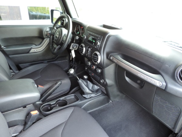Used-2015-Jeep-Wrangler-Unlimited-Freedom-Edition
