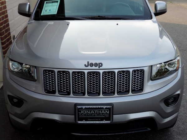 Used-2015-Jeep-Grand-Cherokee-Altitude