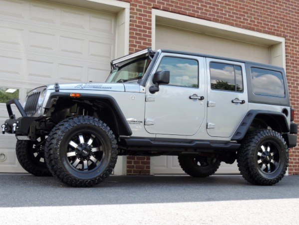 Used-2016-Jeep-Wrangler-Unlimited-Sport