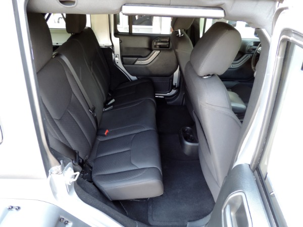 Used-2016-Jeep-Wrangler-Unlimited-Sport
