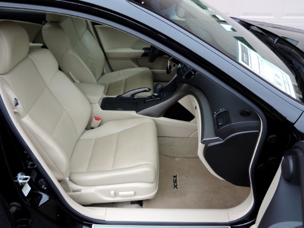 Used-2010-Acura-TSX
