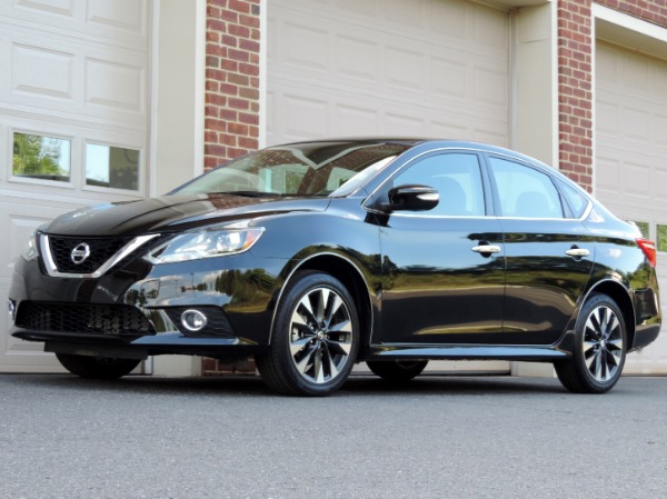 Used-2017-Nissan-Sentra-SR