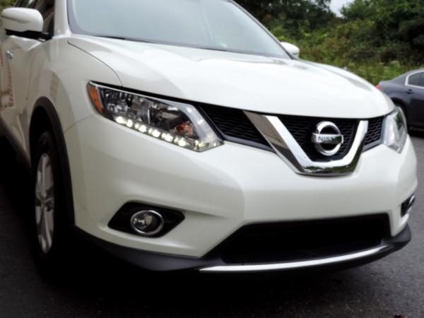 Used-2015-Nissan-Rogue-SV-Premium-Package