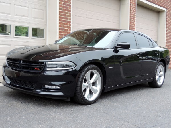 Used-2015-Dodge-Charger-R/T-Road-and-Track