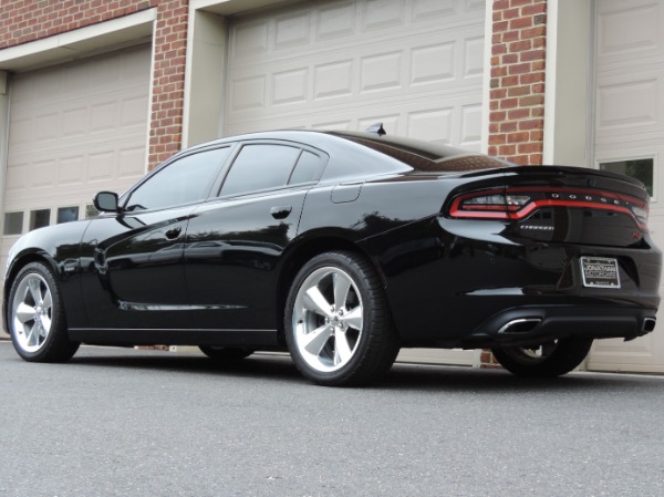 Used-2015-Dodge-Charger-R/T-Road-and-Track