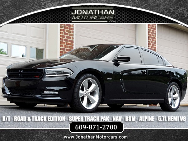 Used-2015-Dodge-Charger-R/T-Road-and-Track