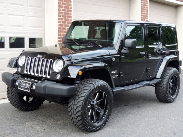 Used-2018-Jeep-Wrangler-Unlimited-Sahara