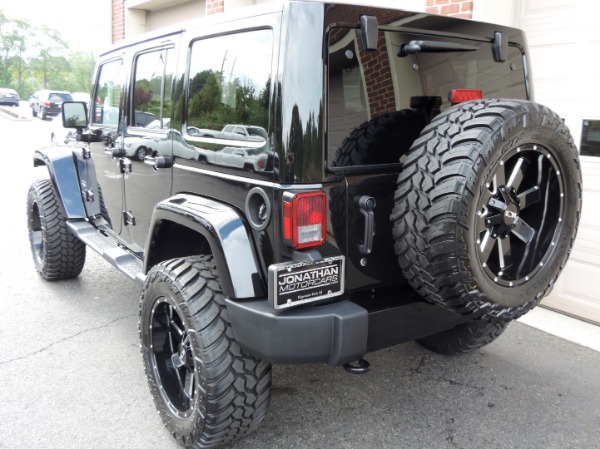 Used-2018-Jeep-Wrangler-Unlimited-Sahara