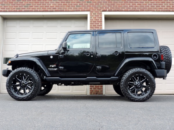 Used-2018-Jeep-Wrangler-Unlimited-Sahara