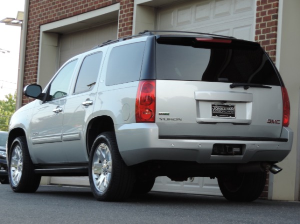 Used-2011-GMC-Yukon-SLT