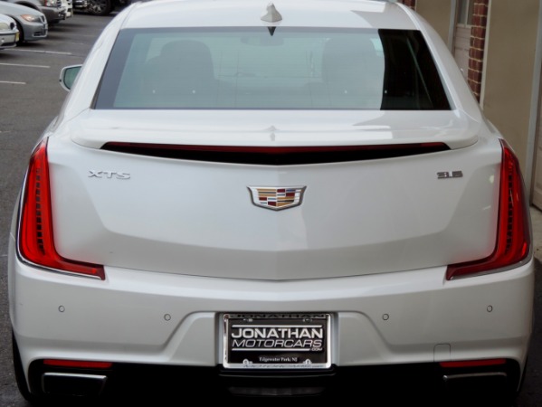 Used-2018-Cadillac-XTS-Luxury