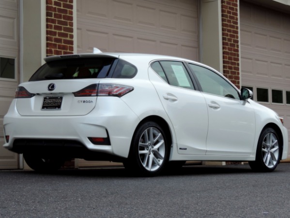 Used-2015-Lexus-CT-200h