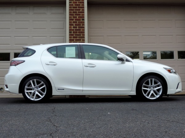 Used-2015-Lexus-CT-200h